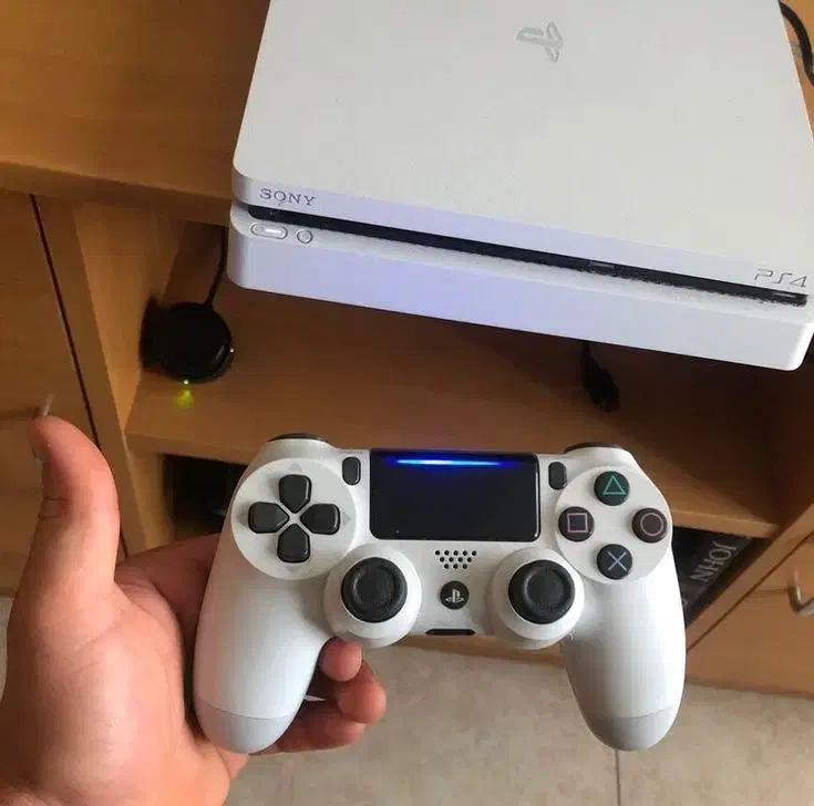 Ps 4|کنسول، بازی ویدئویی و آنلاین|کیش, |دیوار