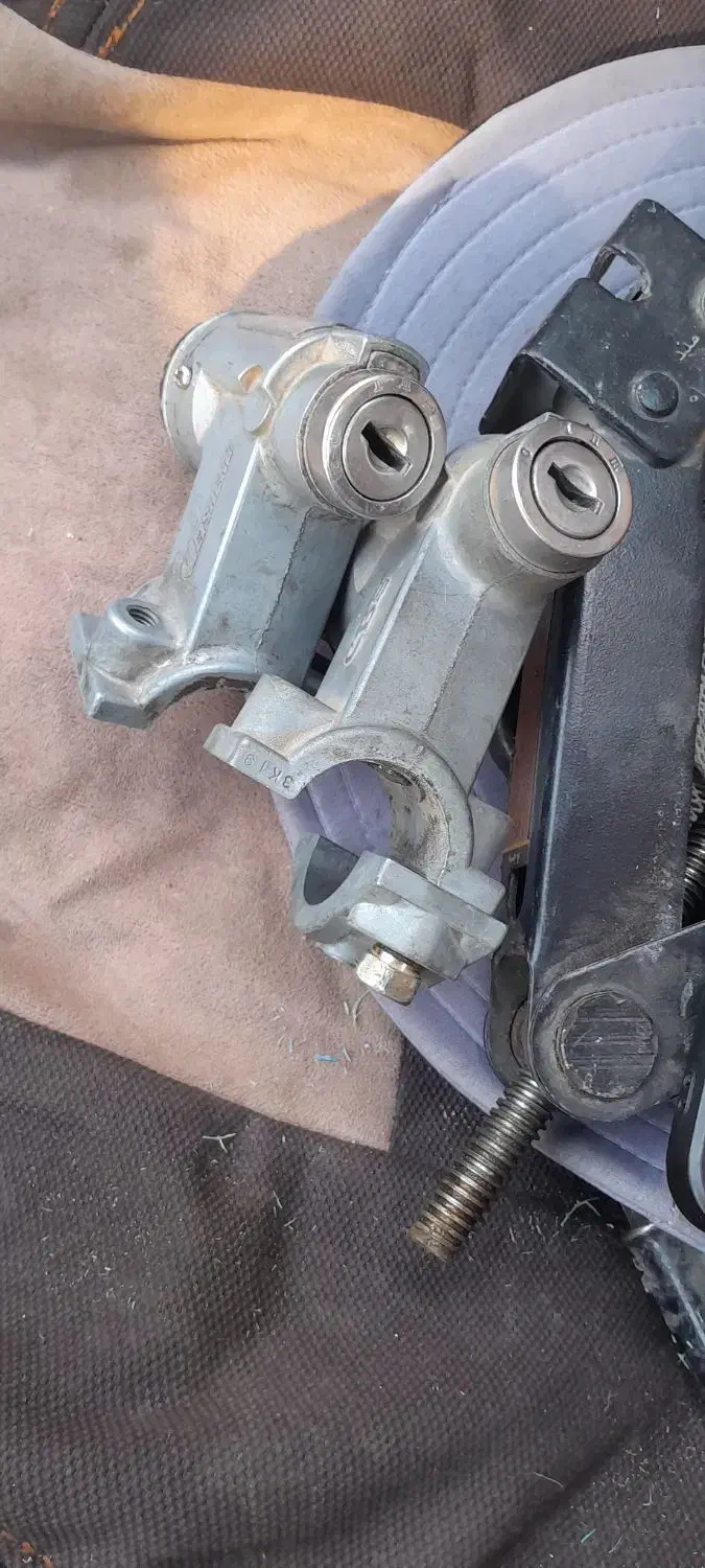 سویچ پیکان|قطعات یدکی و لوازم جانبی|رباط‌کریم, الارد|دیوار