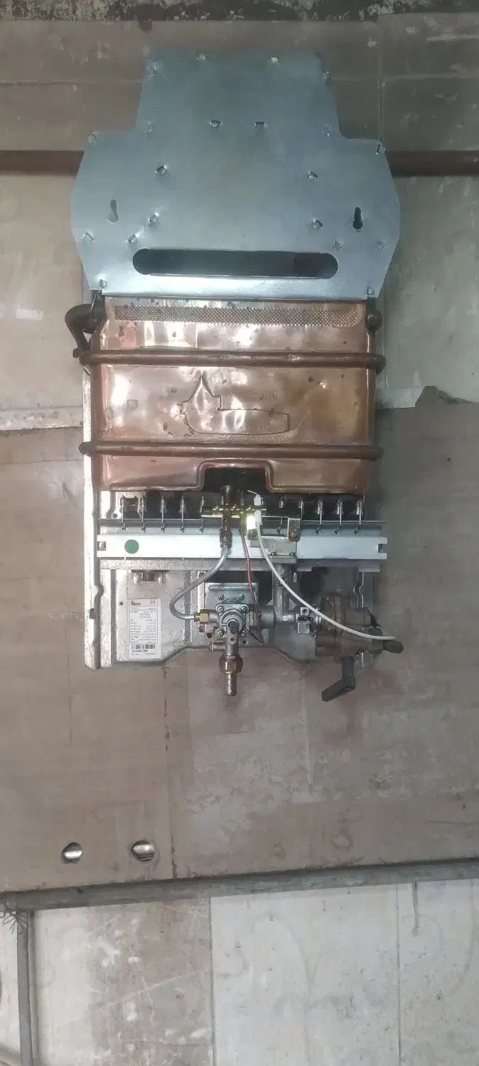 آبگرمکن دیواری بوتان  در حد نو|آبگرمکن، پکیج، شوفاژ|مشهد, شهید آوینی|دیوار