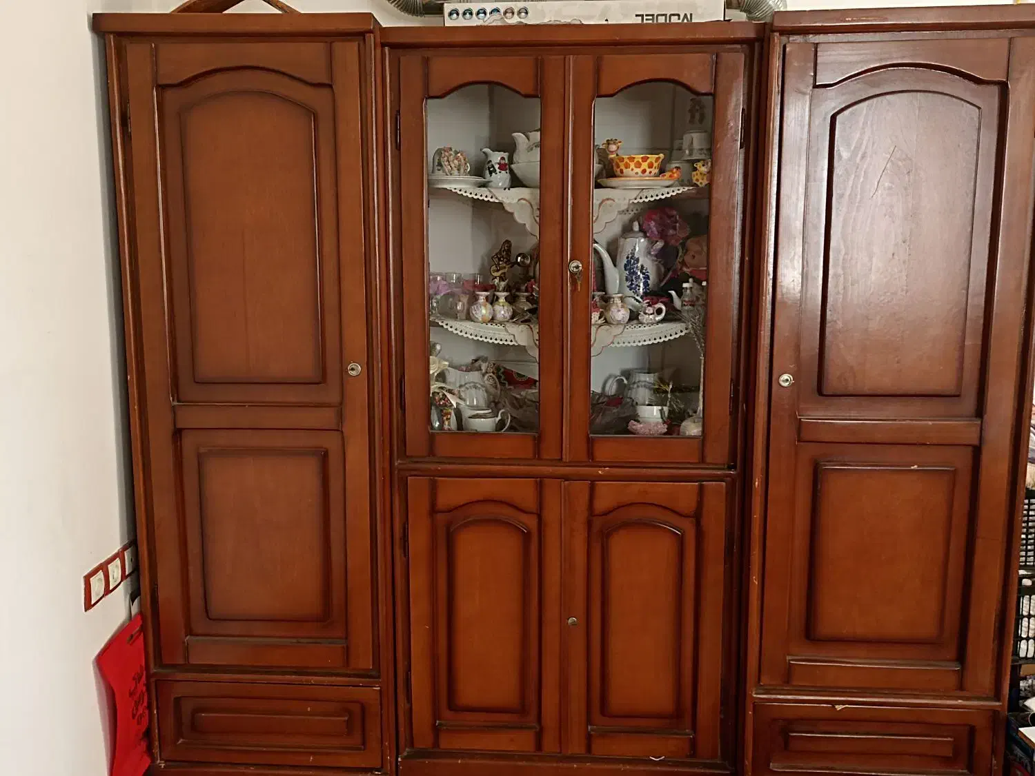 کمدچوبی|جاکفشی، کمد، دراور|تبریز, |دیوار