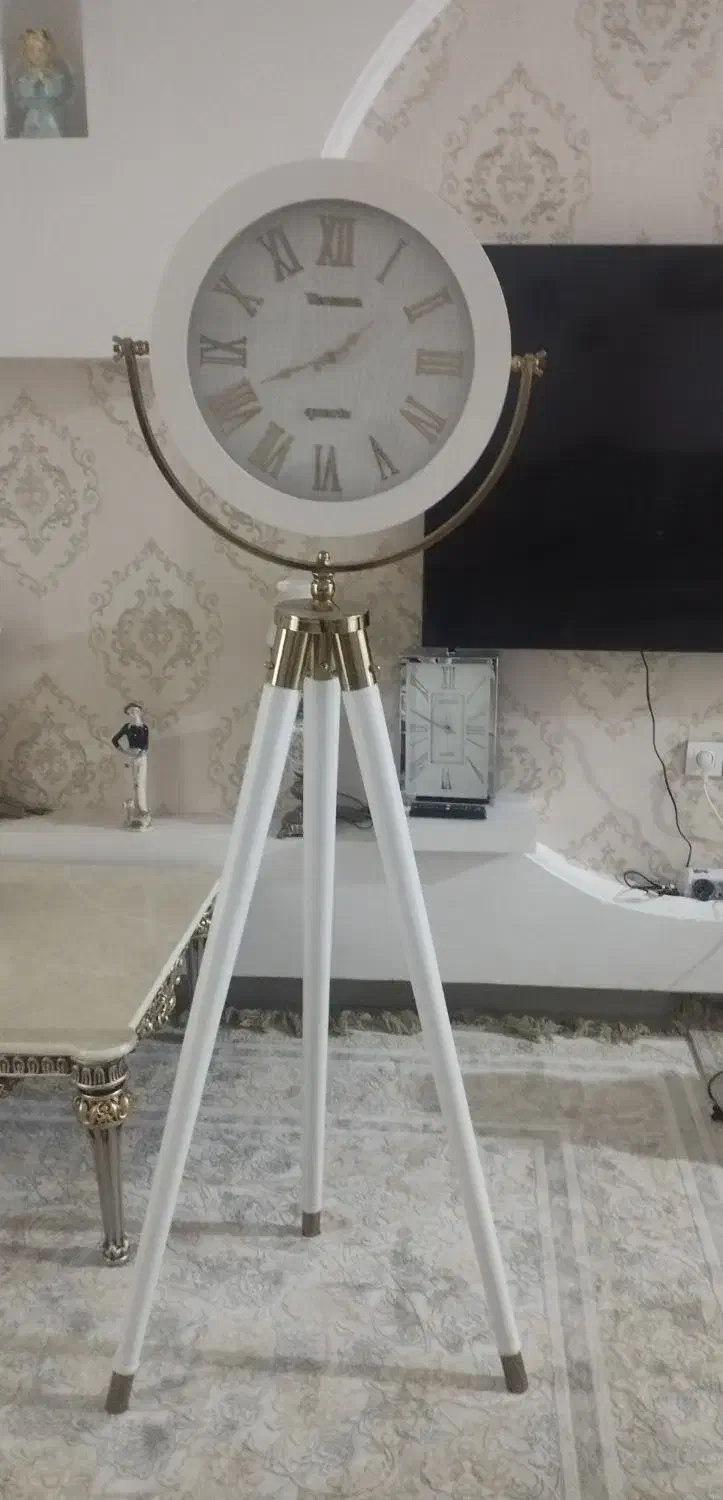 ساعت ایستاده و رومیزی|ساعت|خرم‌آباد, |دیوار