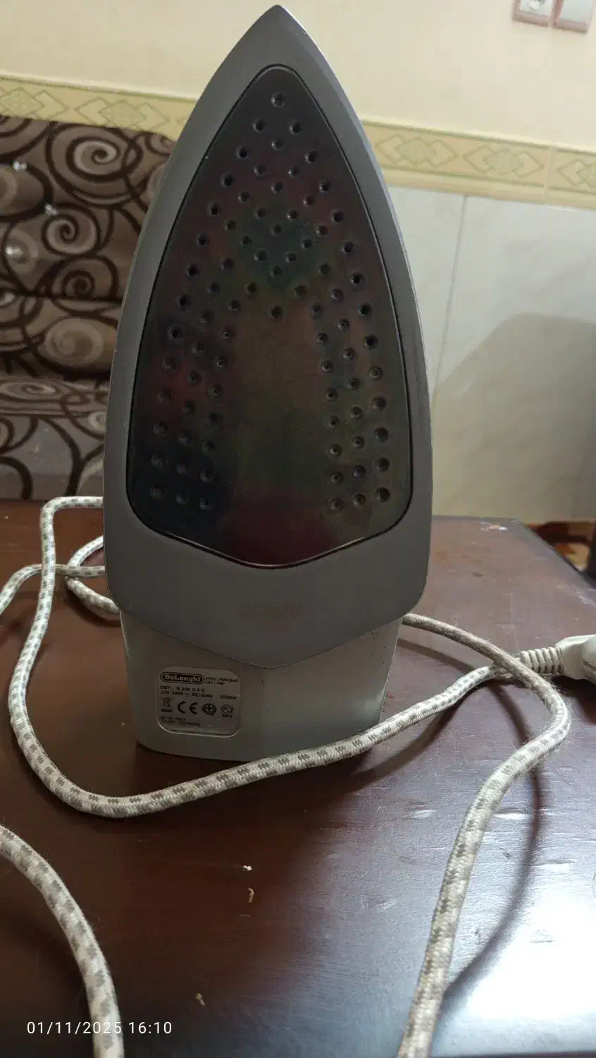 اتوخارجی مارک دلونگی ..|اتو و لوازم اتو|بجنورد, |دیوار