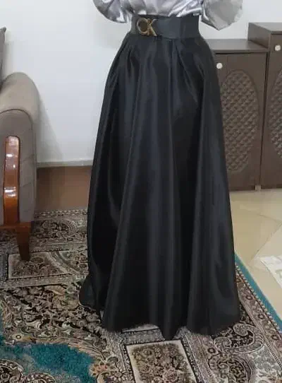 دامن|لباس|اسلام‌شهر, باغ فیض|دیوار