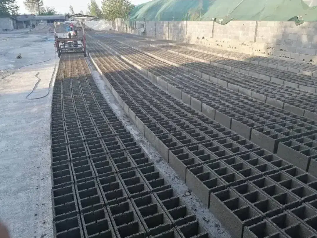 بلوک سنگین ۱۶۰۰۰ت   بلوک سبک و سیمان و تیر باغی|مصالح و تجهیزات ساختمان|ارومیه, |دیوار