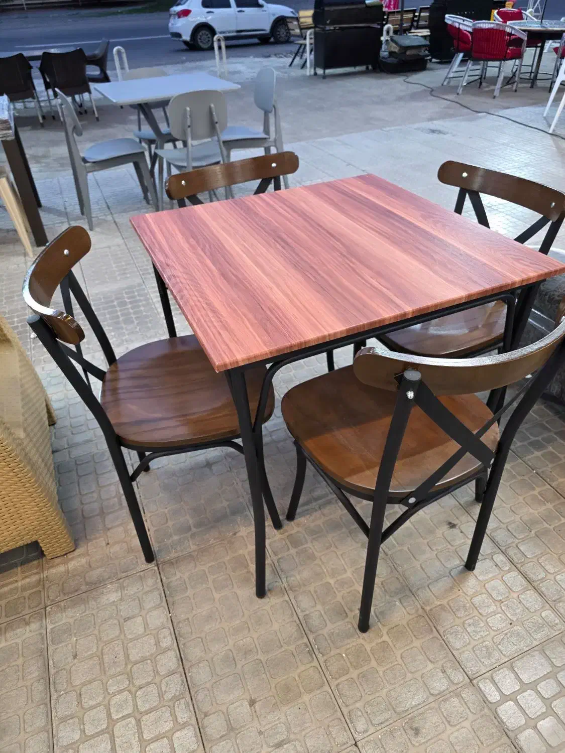 میز صندلی لهستانی فلزی و باغی و کافه|میز و صندلی غذاخوری|سنگر, |دیوار