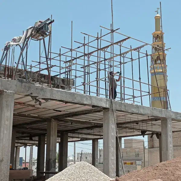 به تعدادی آرماتوربند و سیم بر نیازمندیم|استخدام معماری، عمران و ساختمانی|میناب, |دیوار