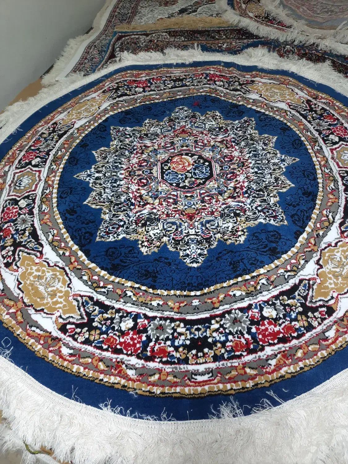 فرش گرد سایز ۱/۵×۱/۵|فرش|سنندج, |دیوار