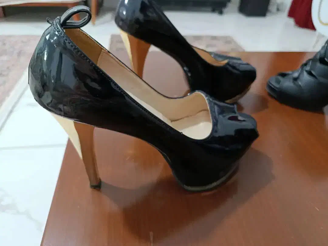 کفشهای پاشنه بلندتازه وسالم|کیف، کفش، کمربند|سنندج, |دیوار