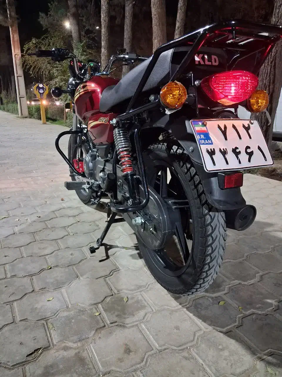 KLDمدل1404(حدخشک)|موتورسیکلت|کاشان, بازار کاشان|دیوار