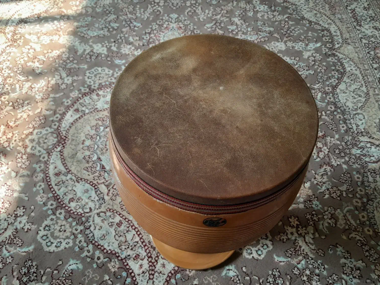 تنبک قدیمی|سازهای سنتی|سنندج, |دیوار