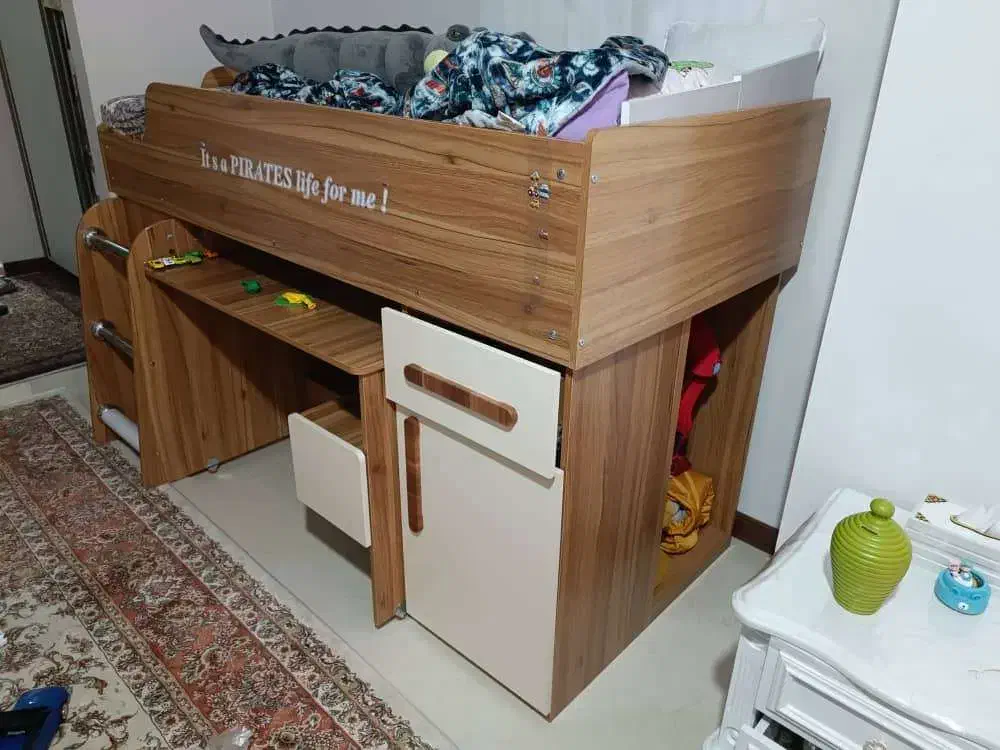 فروش پکیج میزتحریر ، کمد و تخت|تخت و سرویس خواب|تهران, شهرک چیتگر|دیوار