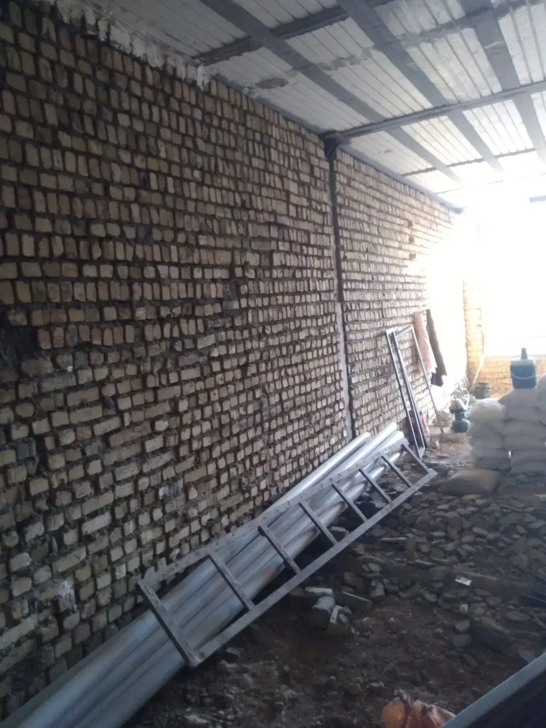 سیمان کاری و بنایی|خدمات پیشه و مهارت|رومشکان, |دیوار