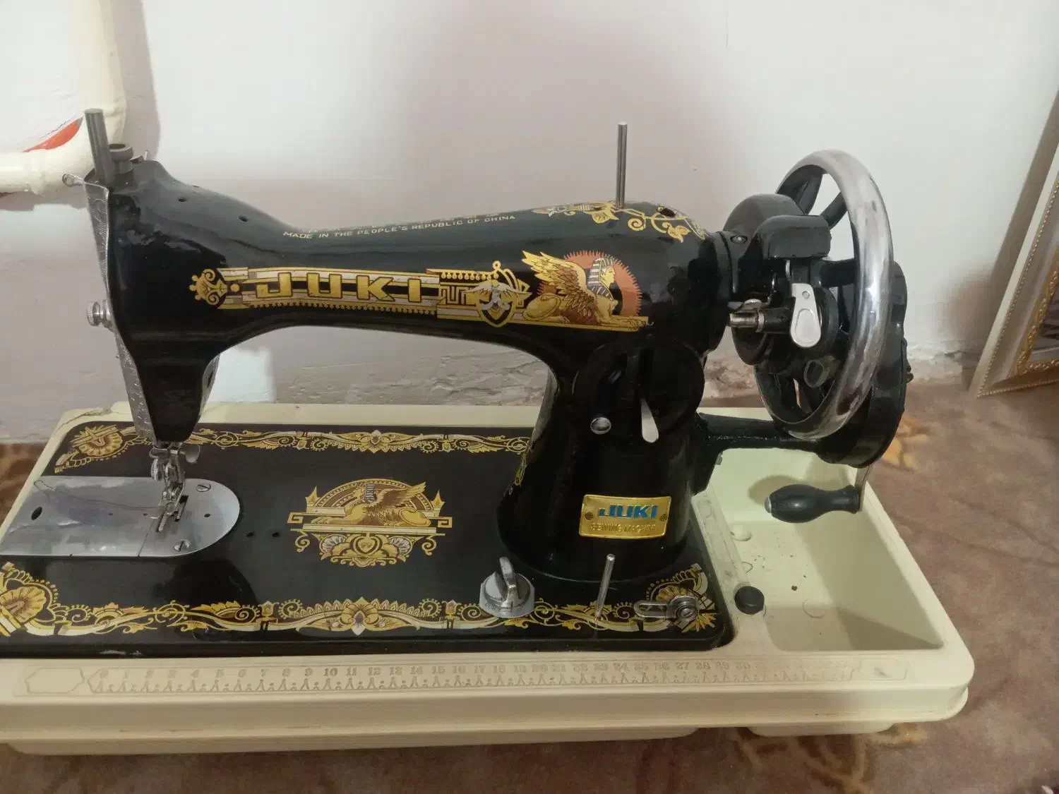 چرخ خیاطی شیرخواب|چرخ خیاطی و ریسندگی|اهر, |دیوار