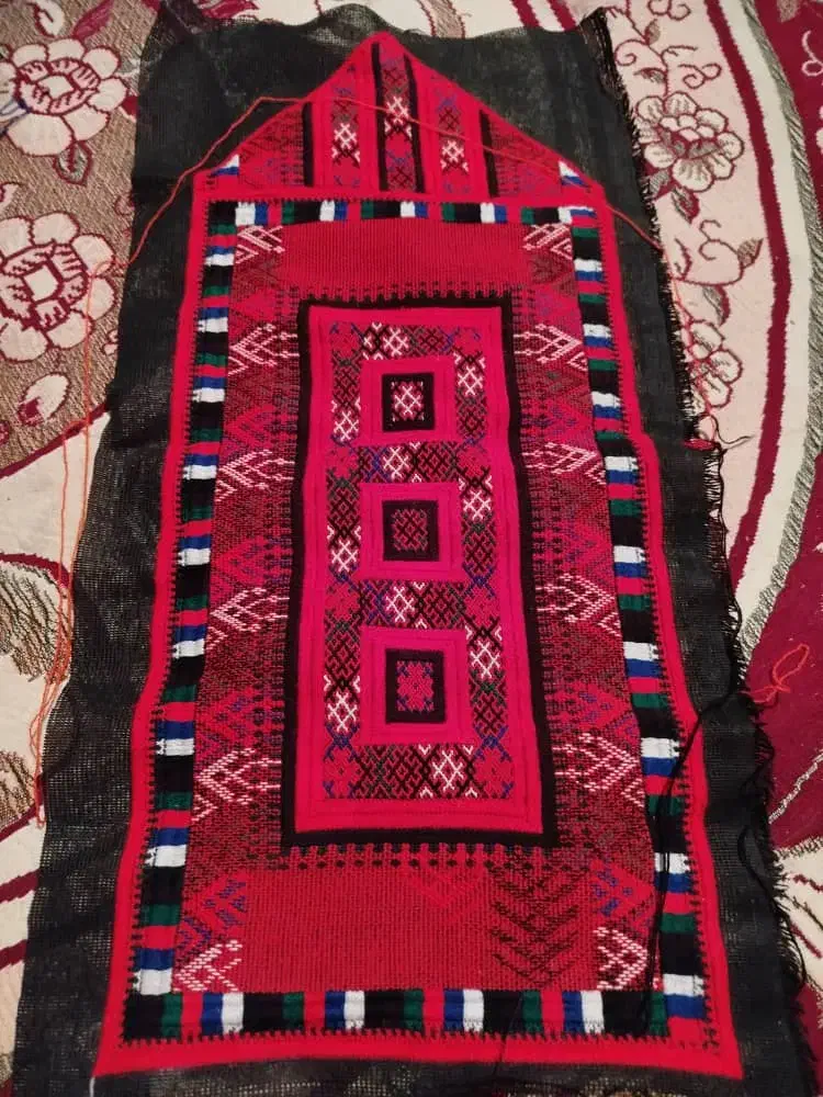 زی آستین|لباس|سراوان, |دیوار