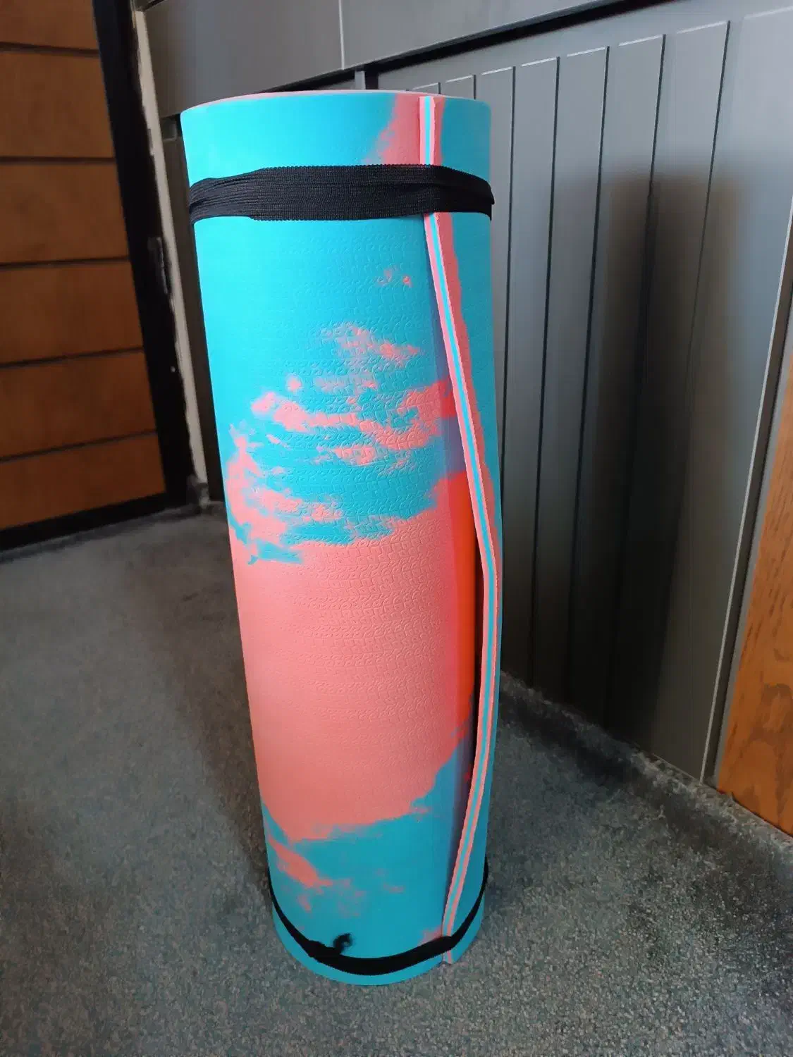 مت یوگا نو  و کش یوگا نوی نو|تجهیزات ورزشی|شاهین‌شهر, مخابرات (شهید بهشتی)|دیوار