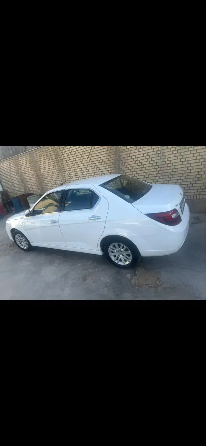 دنا پلاس تیپ دو|خودرو سواری و وانت|تهران, فلسطین (میدان انقلاب)|دیوار