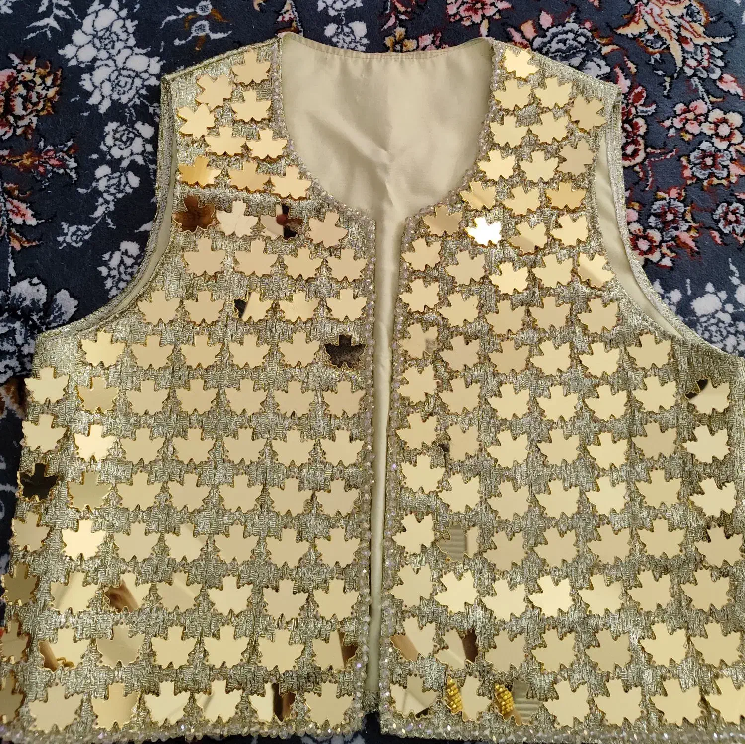 سخمه کوردی.|لباس|جوانرود, |دیوار