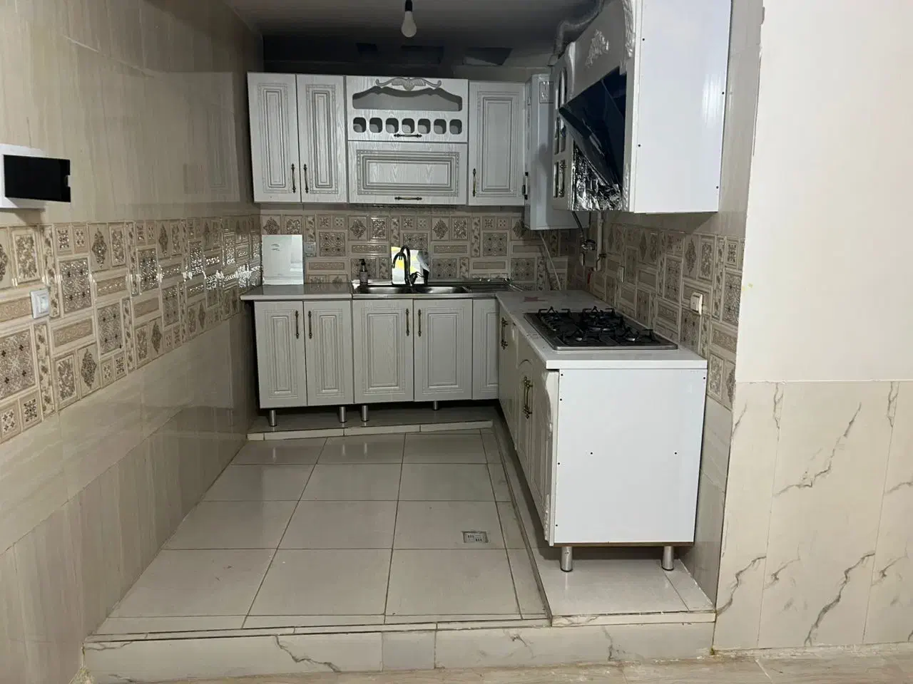 اجاره خانه در گرد خون|اجارهٔ خانه و ویلا|شیراز, کفترک|دیوار