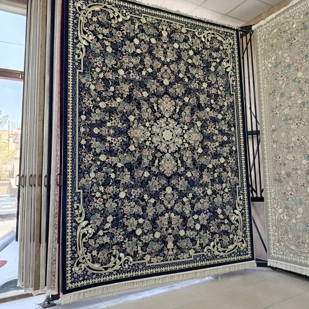 فرش گندم بافت زمرد کویر یزد۱۲متری۷۰۰شانه تراکم۲۵۵۰|فرش|شیراز, فرگاز|دیوار