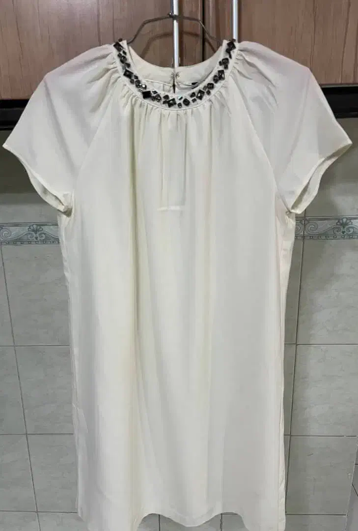 پیراهن|لباس|کرج, گلشهر|دیوار