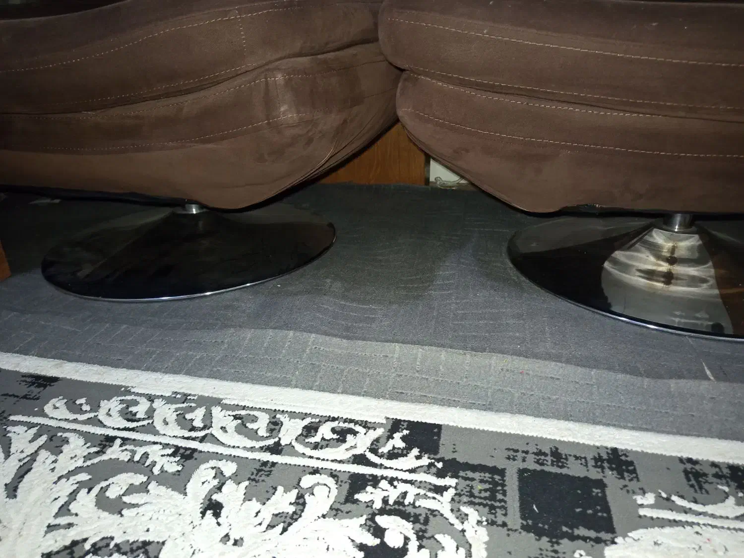 دو عدد صندلی مبل گردون|مبلمان خانگی و میز عسلی|دماوند, دماوند|دیوار