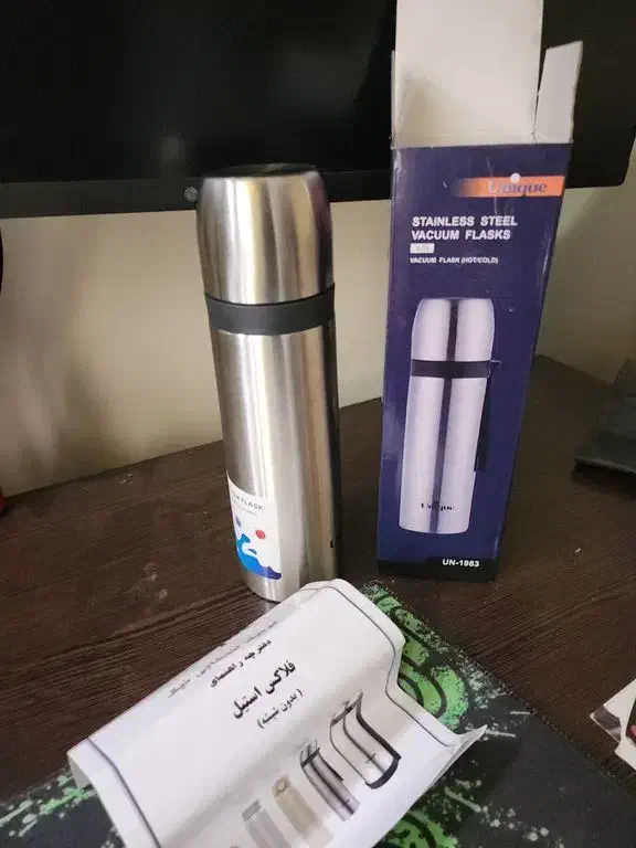 فلاسک یونیک گنجایش نیم لیتری|قوری، کتری، قهوه‌ساز دستی|شهرکرد, |دیوار