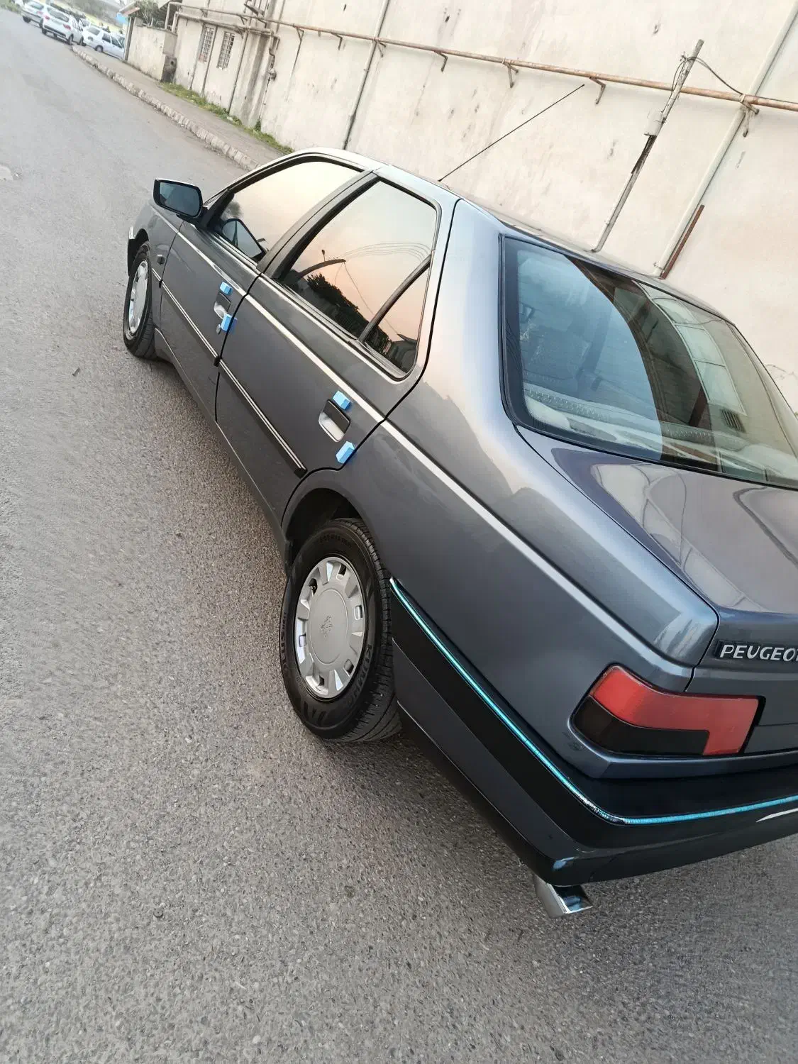 405مدل 93 بیرنگ عروسک|خودرو سواری و وانت|رشت, کوی امام رضا|دیوار