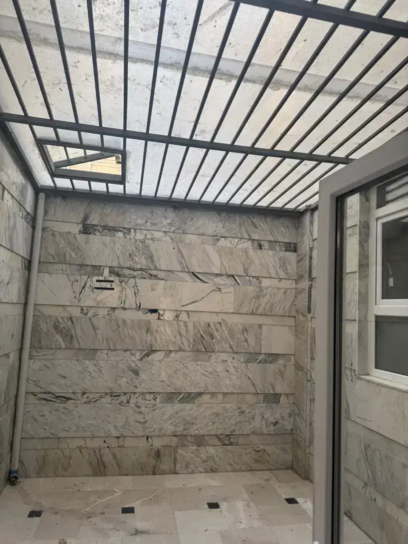 ۱۵۰ متر / خطی روبه آفتاب/سالن بزرگ-طبقه۱و۵