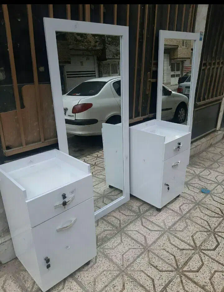 دکورآرایشگاه مردانه وزنانه|آرایشگاه و سالن‌های زیبایی|مشهد, یاغون آباد|دیوار