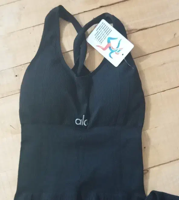 سرهمی ورزشی گرم بالا گن دار|لباس|تربت‌حیدریه, سرمحله|دیوار