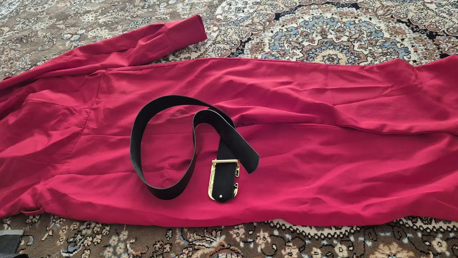 لباس|لباس|اردکان, |دیوار