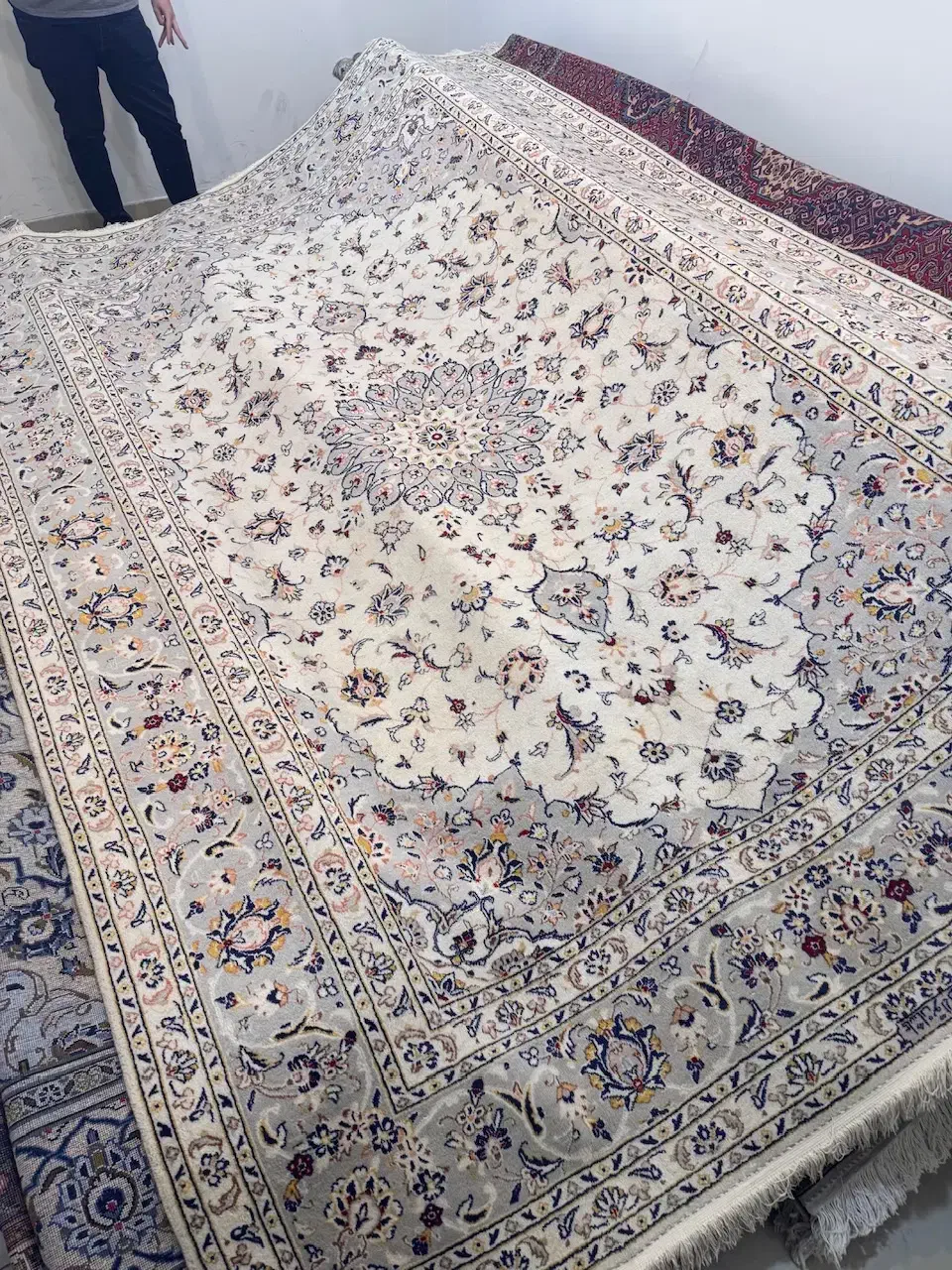 ۹متری دستبافت کاشان کرم مارک دار در حد نو|فرش|تهران, جهاد|دیوار