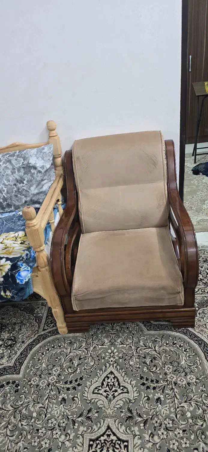 مبل ۵ نفره راحتی|مبلمان خانگی و میز عسلی|قم, باجک دو|دیوار