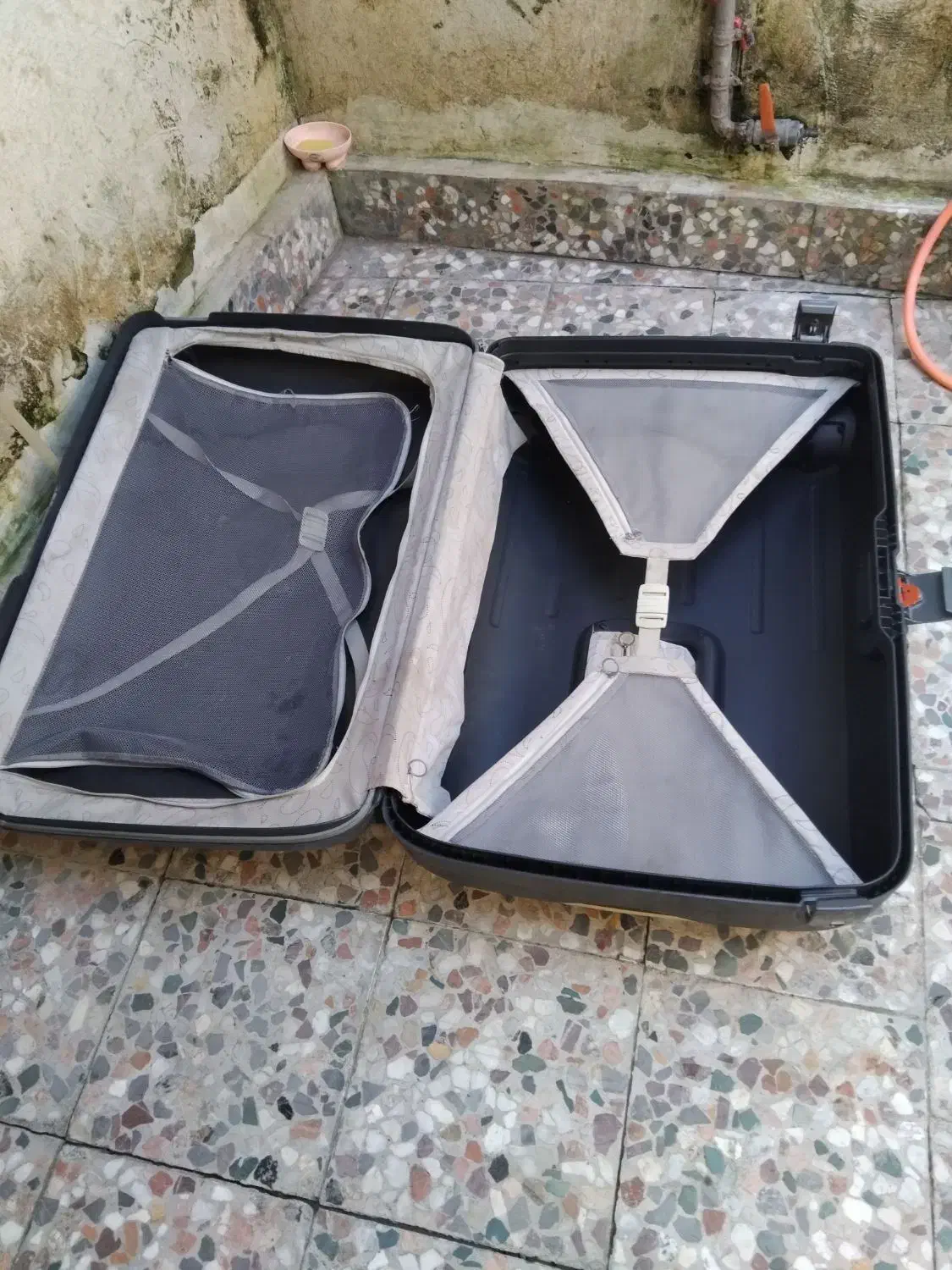 چمدان کارکرده سالمپ|کیف، کفش، کمربند|رشت, کوی امام رضا|دیوار