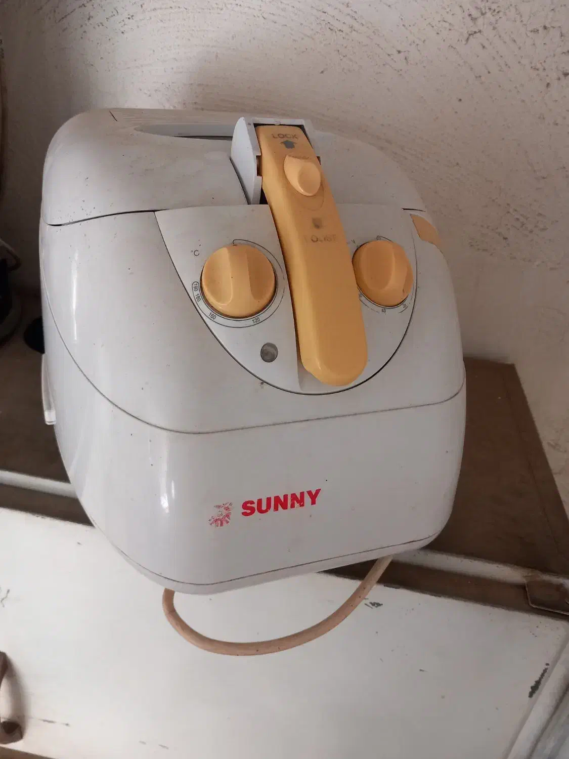 سرخ کن و مبل ۷ نفره|اجاق گاز و لوازم برقی پخت‌وپز|سبزوار, اسلام آباد|دیوار