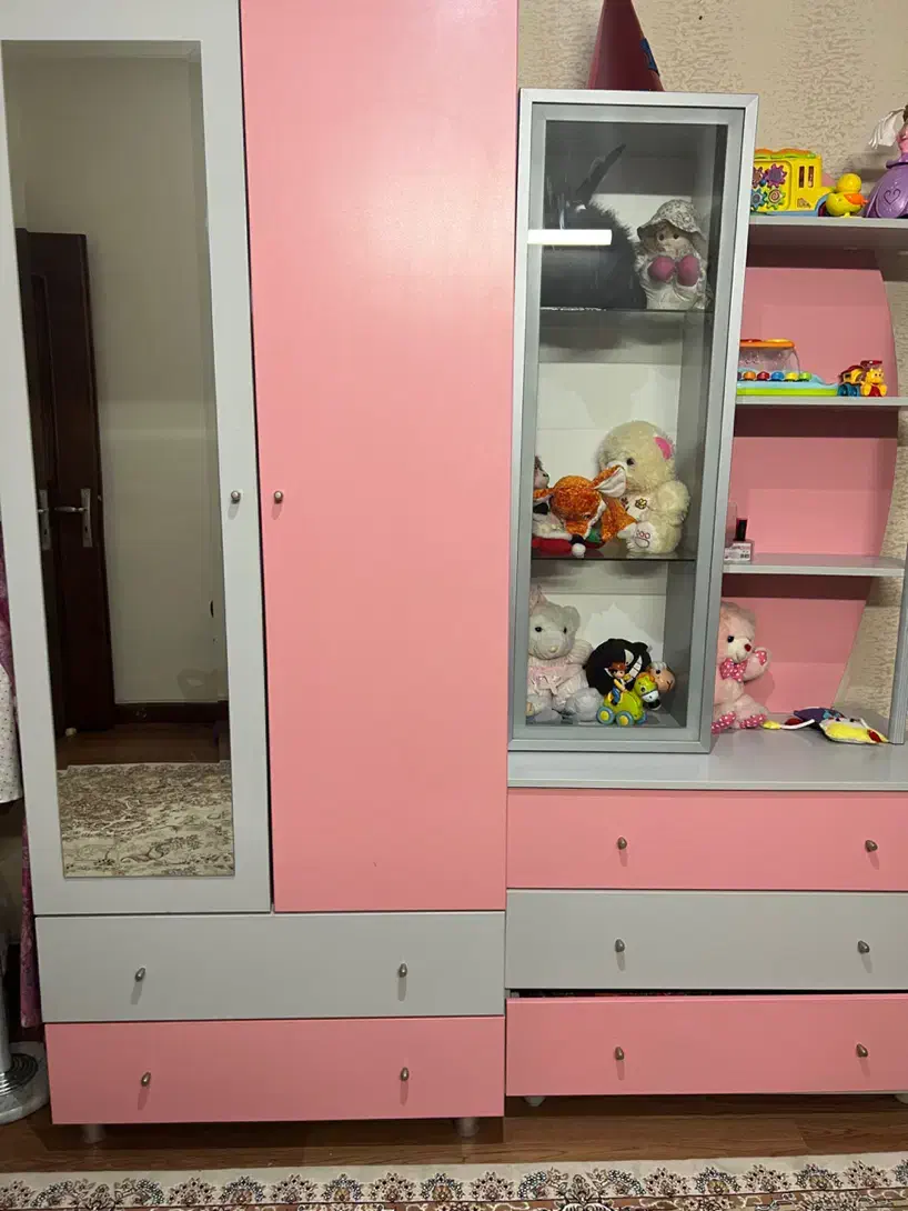 سرویس خواب دخترانه آپادانا|تخت و سرویس خواب|اصفهان, هزارجریب|دیوار