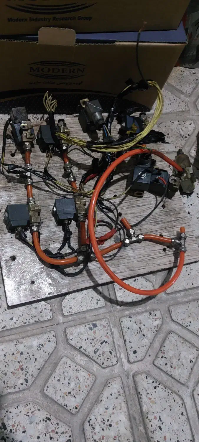 شیر پنوماتیک|قطعات یدکی و لوازم جانبی|سنندج, |دیوار