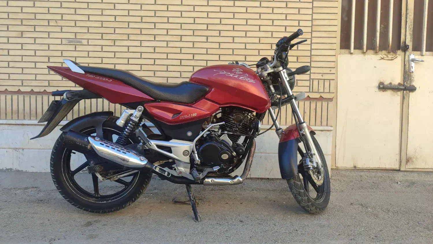 پالس ۱۳۸۹ تمیز و مرتب ،مدارک کامل به غیر کارا سوخت|موتورسیکلت|تربتحیدریه, رجایی|دیوار