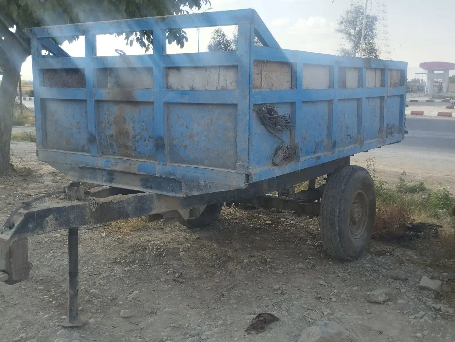 تریلی   پشت تراکتور|خودرو سنگین|آشخانه, |دیوار