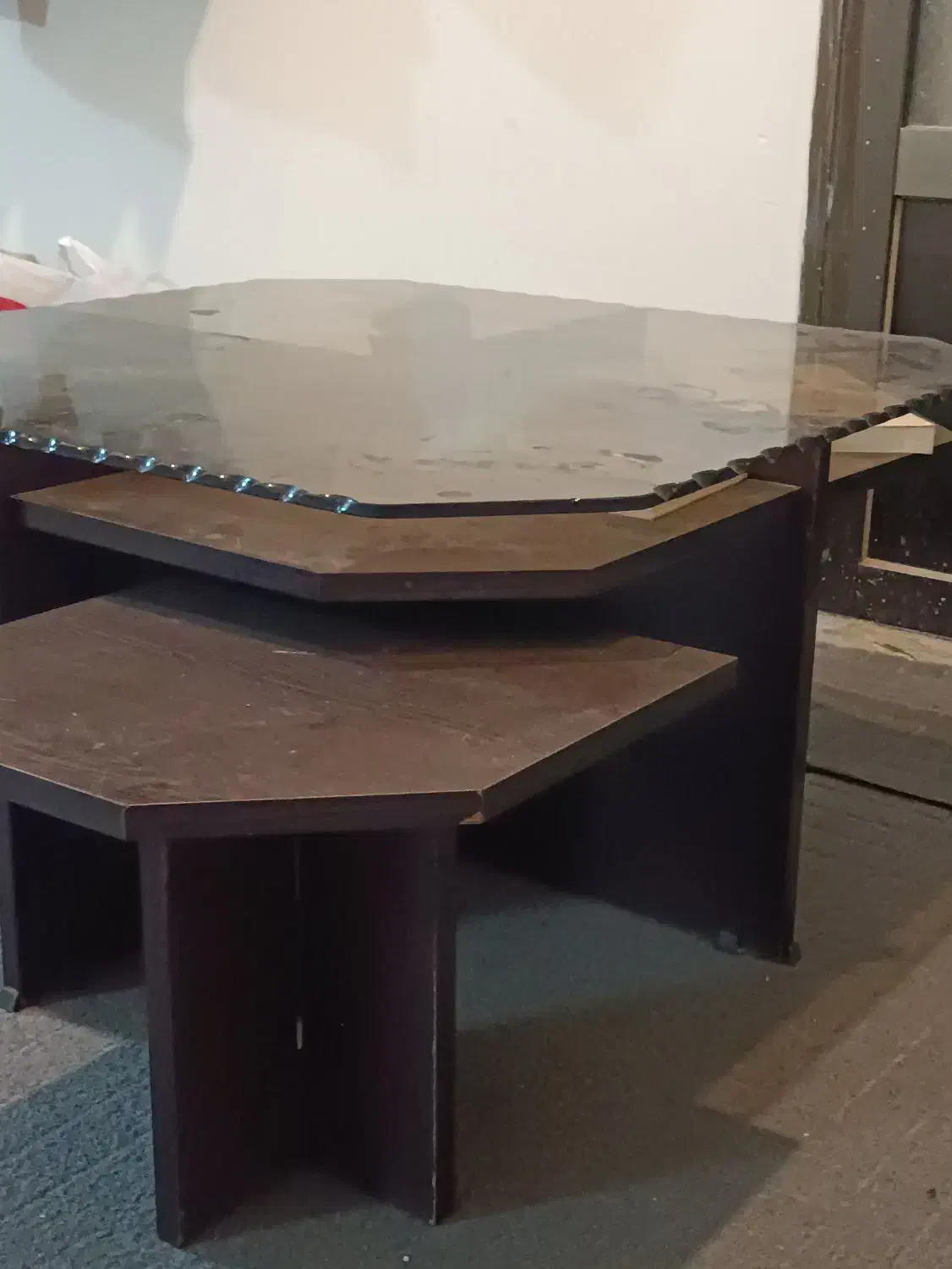 فروش میز عسلی کاملا سالم در حد نو|مبلمان خانگی و میز عسلی|اصفهان, مفتح|دیوار