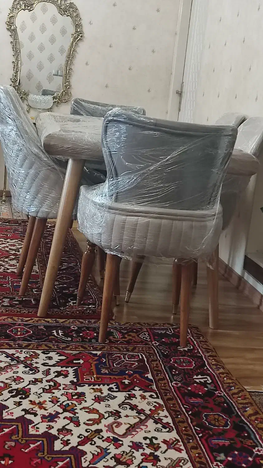 میز و صندلی غذاخوری ۶نفره نو|میز و صندلی غذاخوری|تبریز, |دیوار