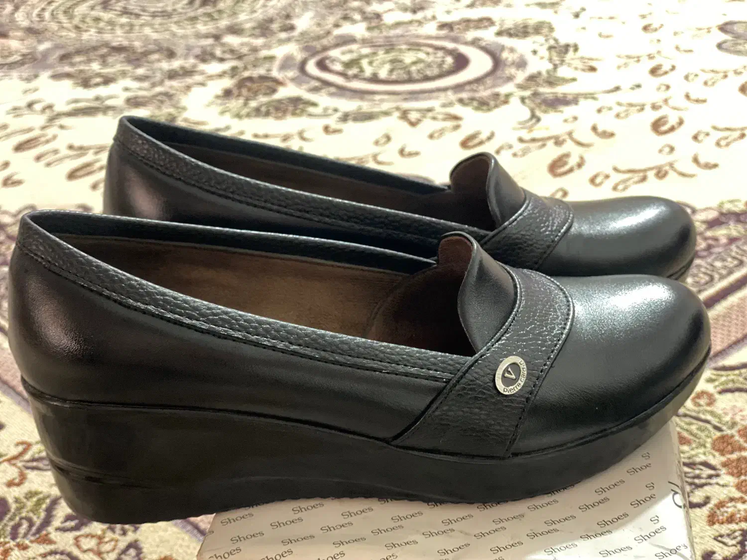 کفش|کیف، کفش، کمربند|ملایر, |دیوار