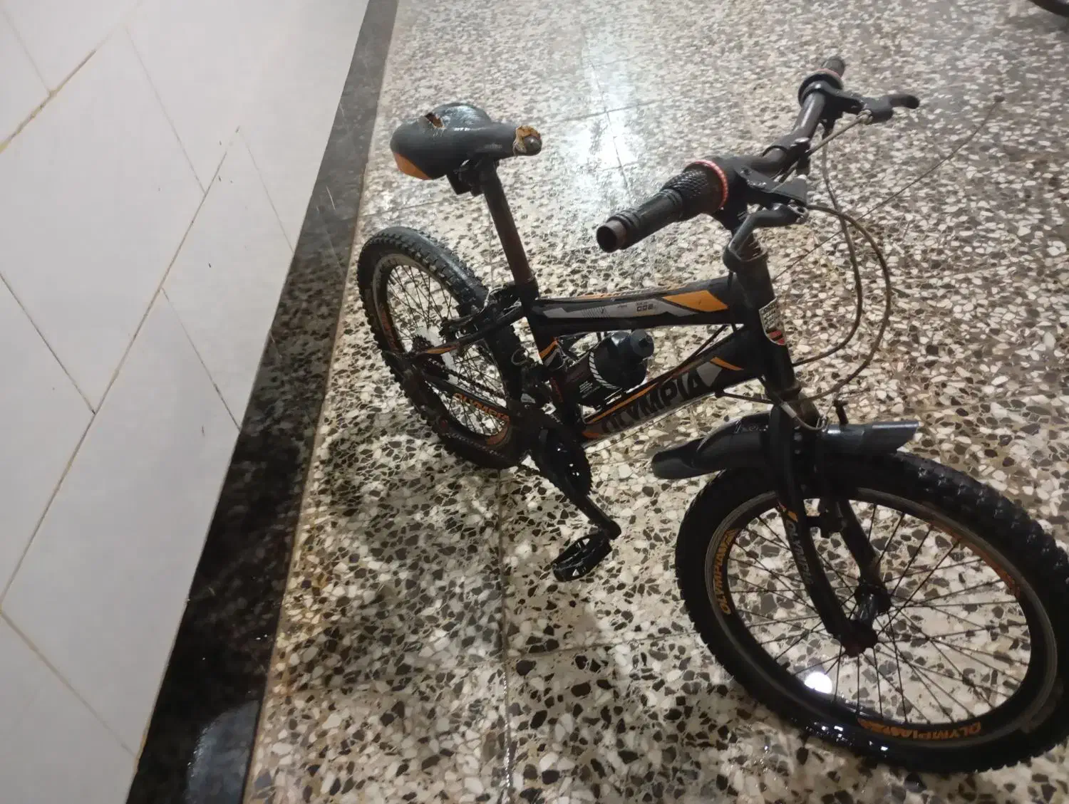 دوچرخه المپیا همه چی سالم فقط تایراش باید عوض شه|دوچرخه، اسکیت، اسکوتر|بندر گناوه, |دیوار