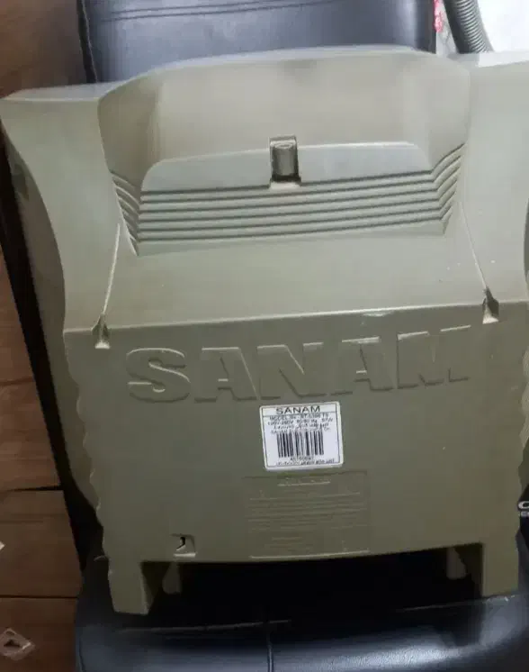 تلویزیون صنام|تلویزیون و پروژکتور|رشت, نخودچر|دیوار