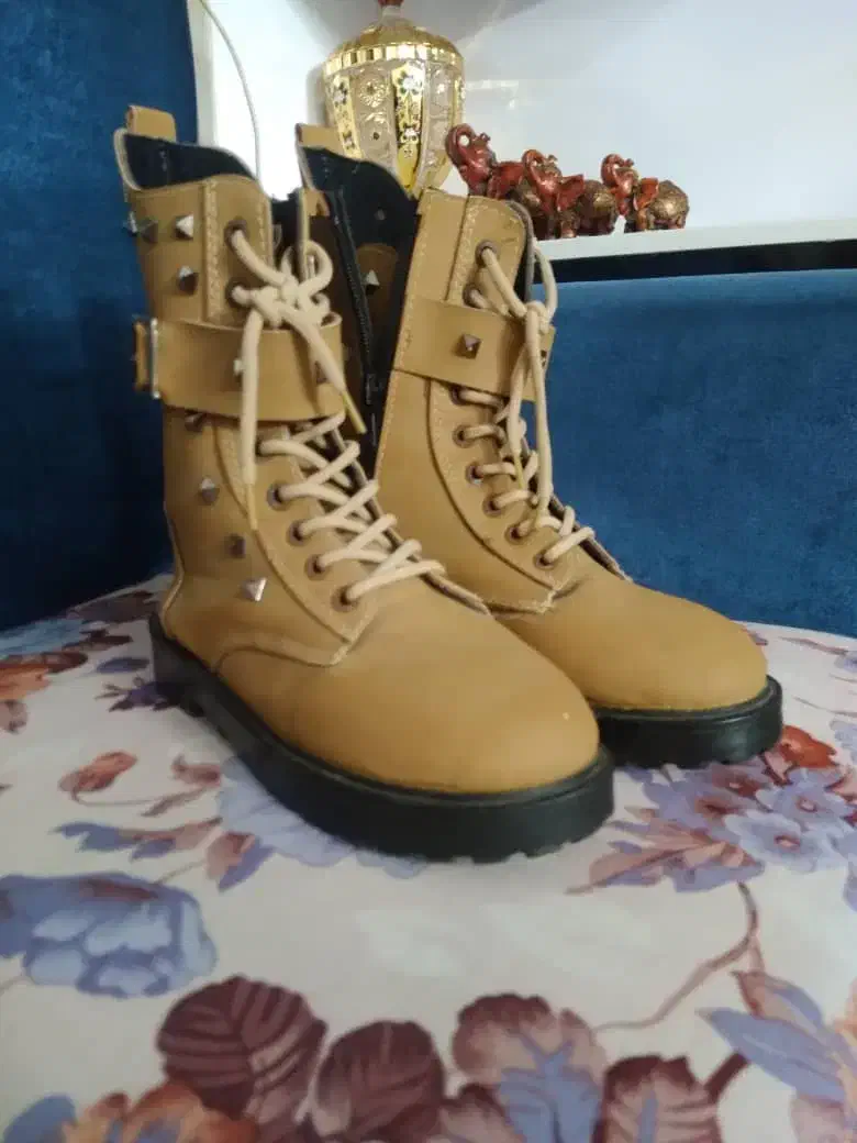 پوتین زمستونی شیک|کیف، کفش، کمربند|مرزن‌آباد, |دیوار