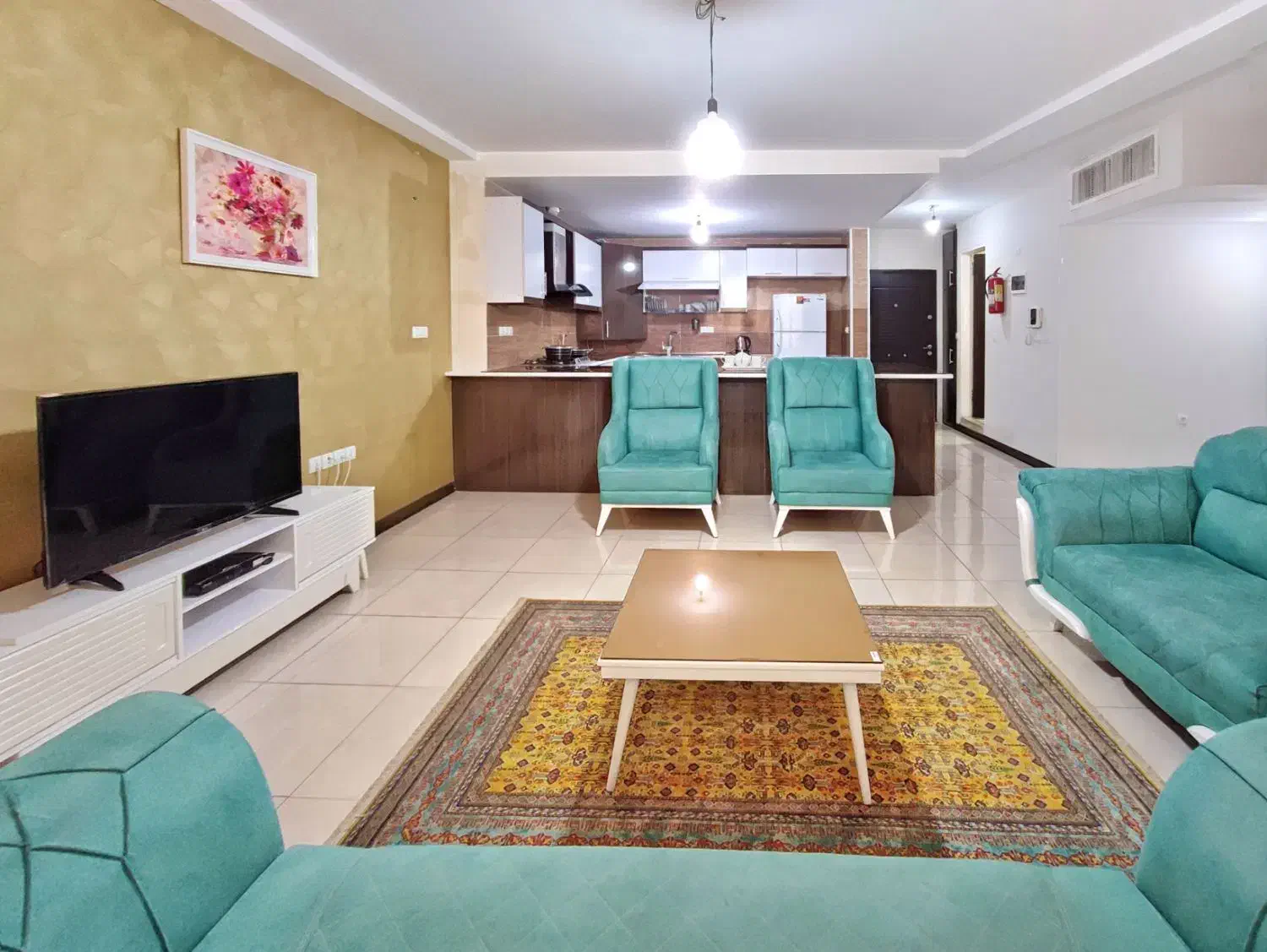 اجارهمنزلمبله تمیز |اجارهٔ کوتاهمدت آپارتمان و سوئیت|شیراز, فرهنگ شهر|دیوار