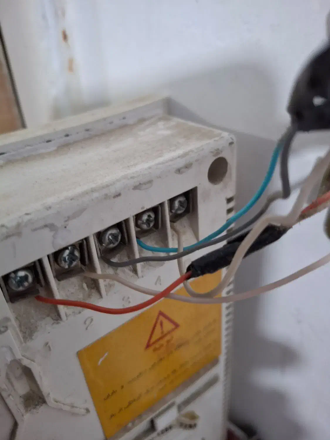 نصب وتعمیرات آیفون صوتی و تصویری ساختمان و سیم کشی|خدمات پیشه و مهارت|تهران, خلیج فارس|دیوار