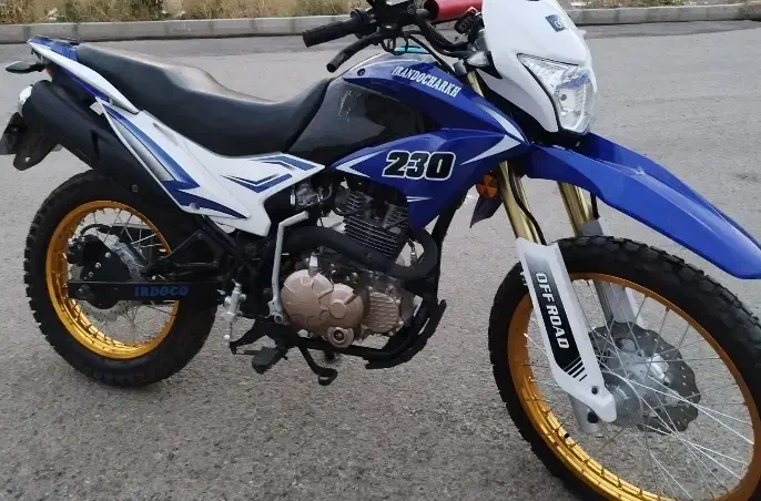 تریل ۲۳۰مدل۱۴۰۳کم کار|موتورسیکلت|ابهر, |دیوار