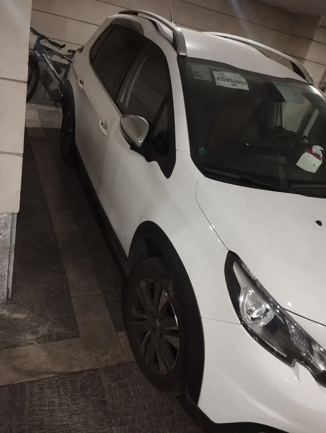 پژو 2008|خودرو سواری و وانت|تهران, آجودانیه|دیوار