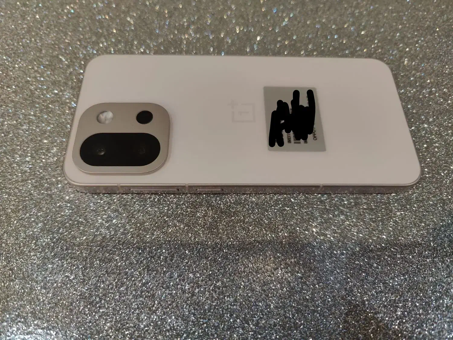 موبایل OnePlus 13t وانپلاس 16/512|موبایل|تهران, قبا|دیوار